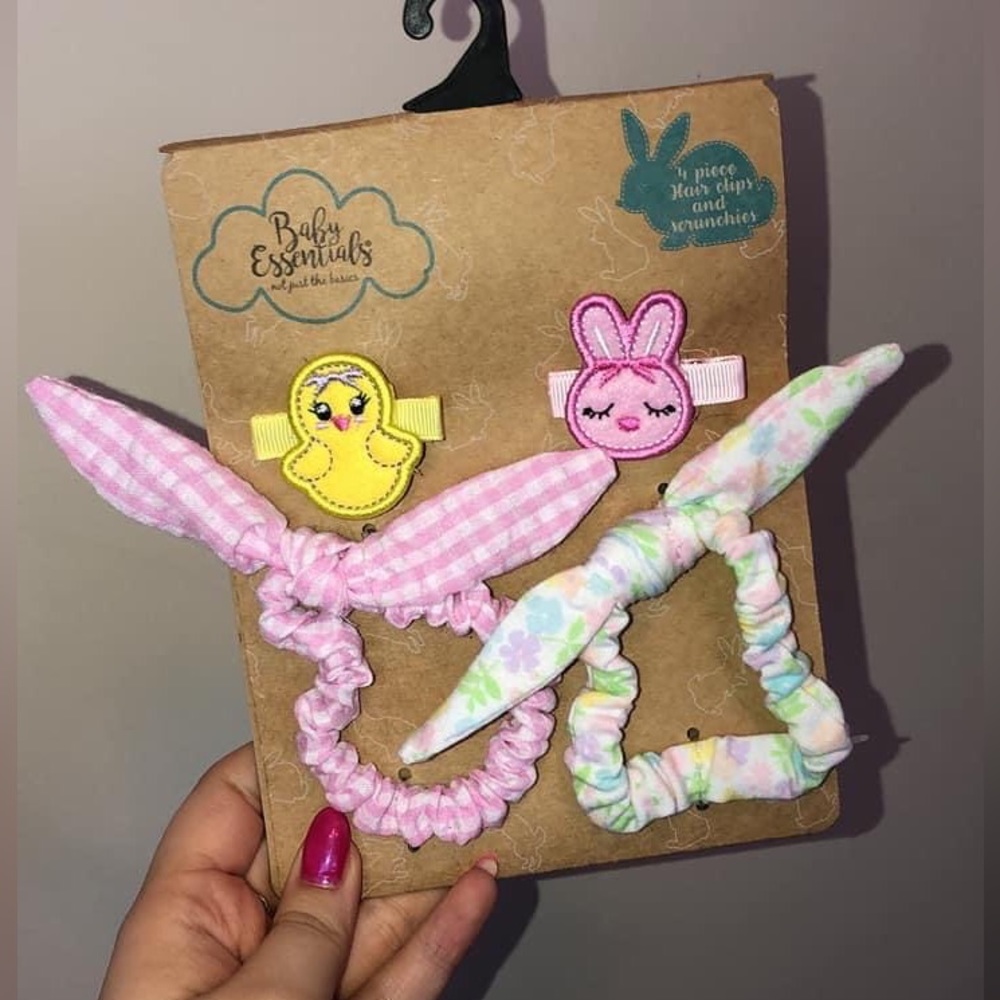 New Baby Essentials Easter 4 piece hair set clips and scrunchies